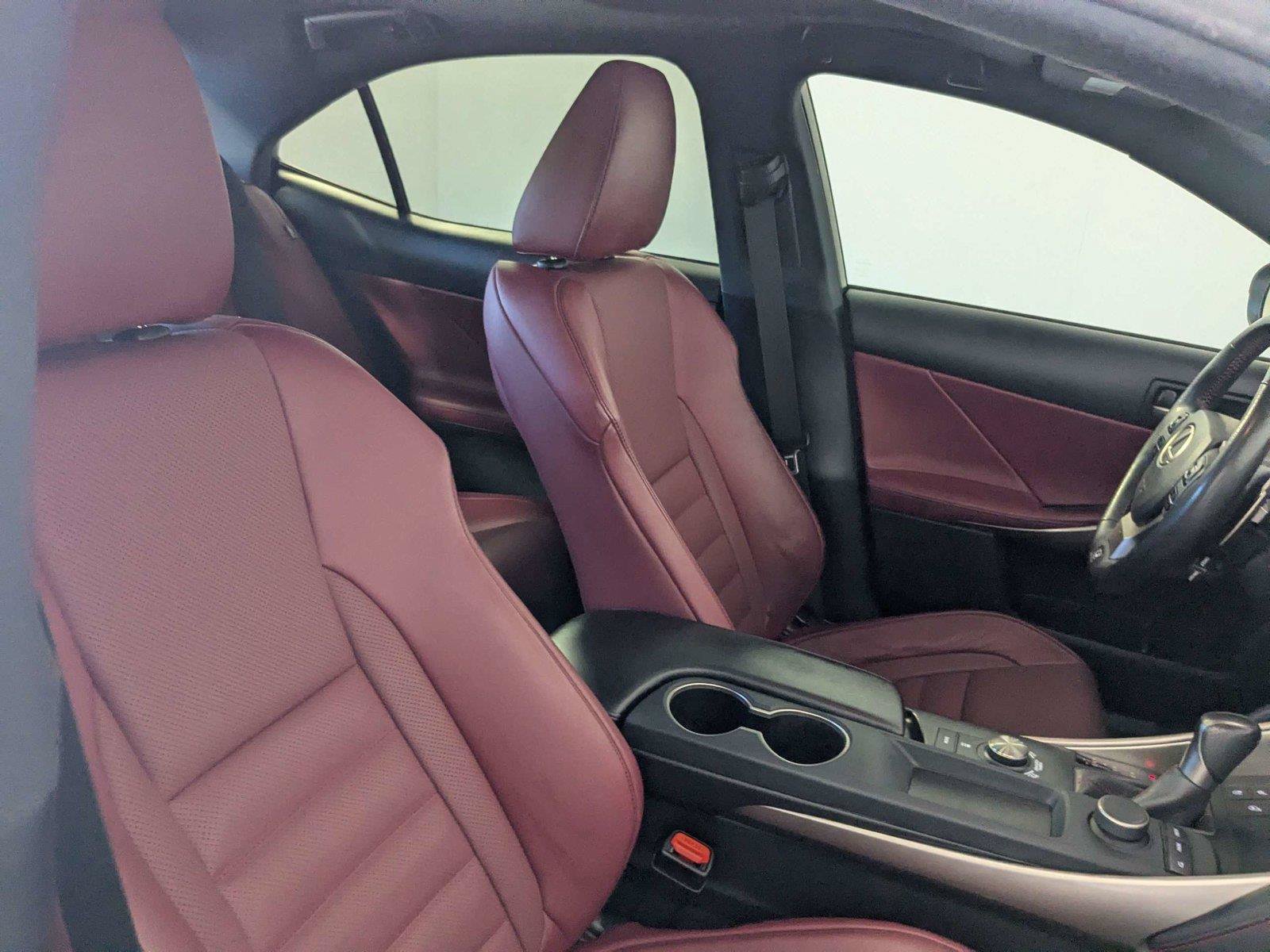 Used 2020 Lexus IS 350 F Sport w/ F Sport Package RWD image 33