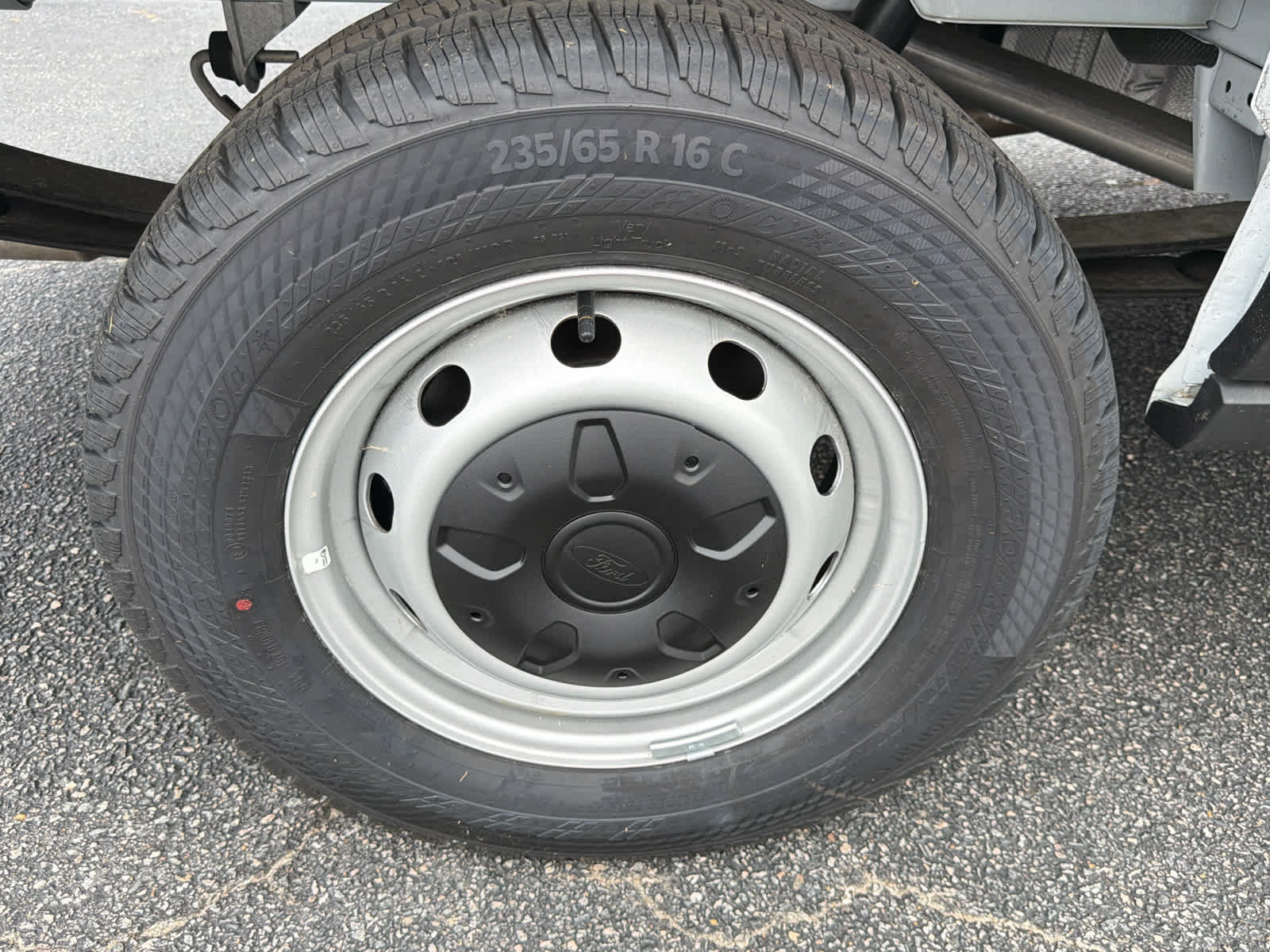 New 2026 Ford Transit 250 Low Roof RWD image 29