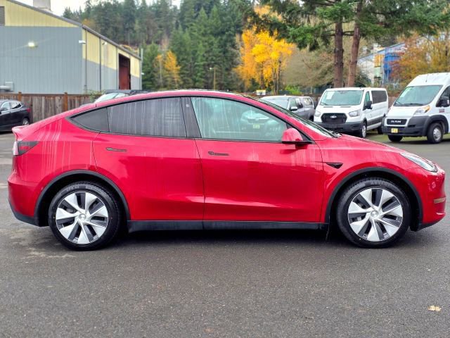 Used 2021 Tesla Model Y Long Range image 9