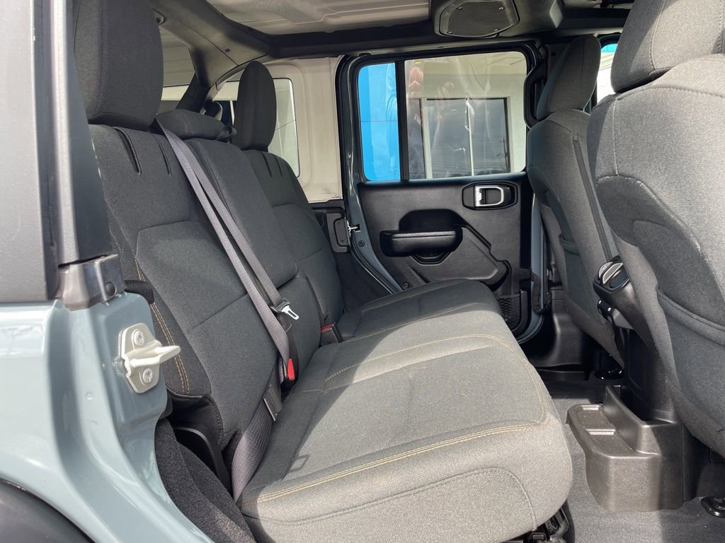 Used 2024 Jeep Wrangler Unlimited image 28