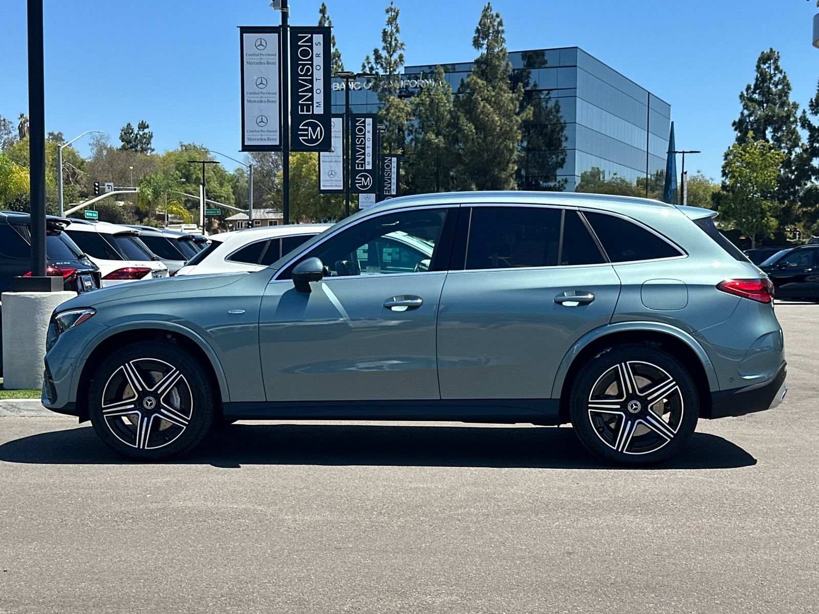 Certified 2025 Mercedes-Benz GLC 350e 4MATIC image 7