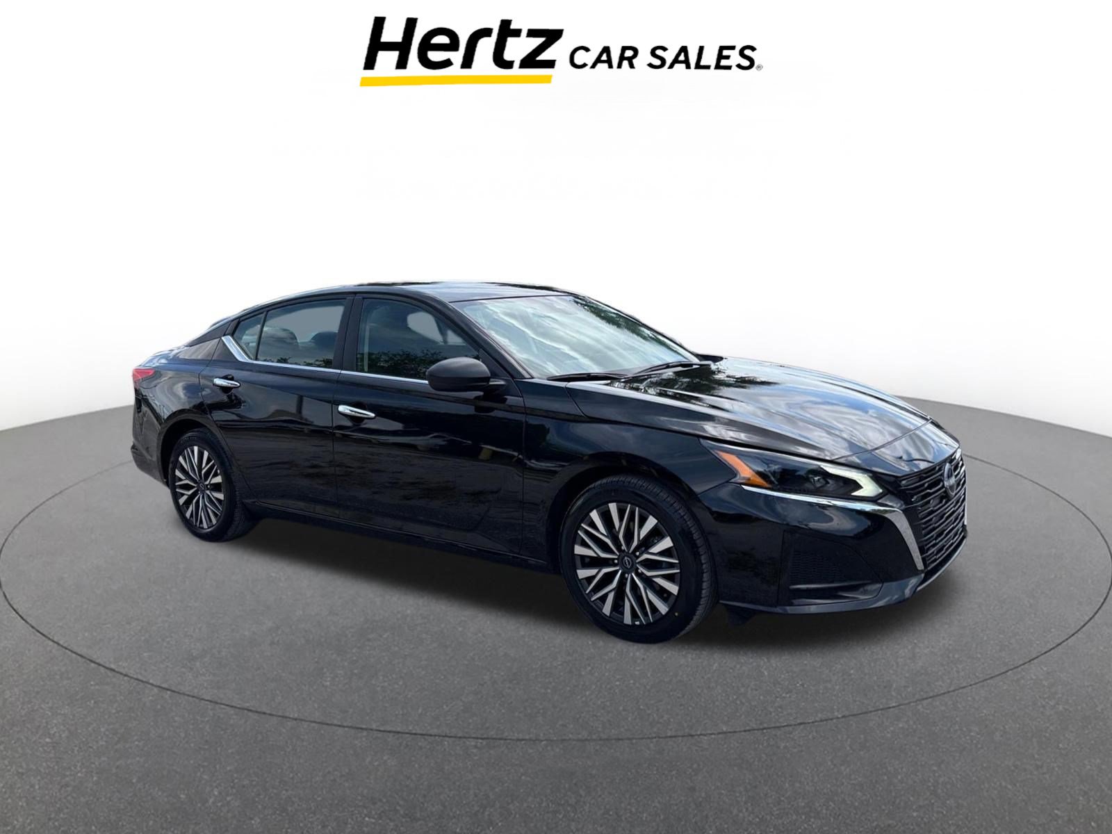 Used 2025 Nissan Altima 2.5 SV FWD image 1