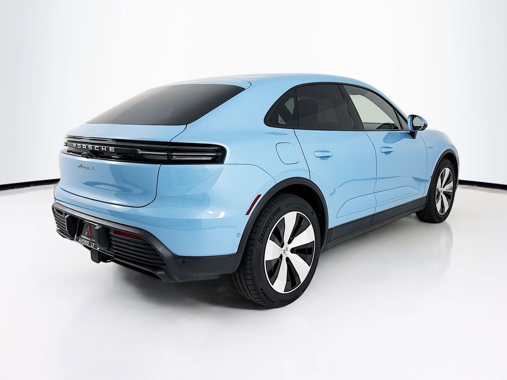 Certified 2024 Porsche Macan 4 Electric image 9