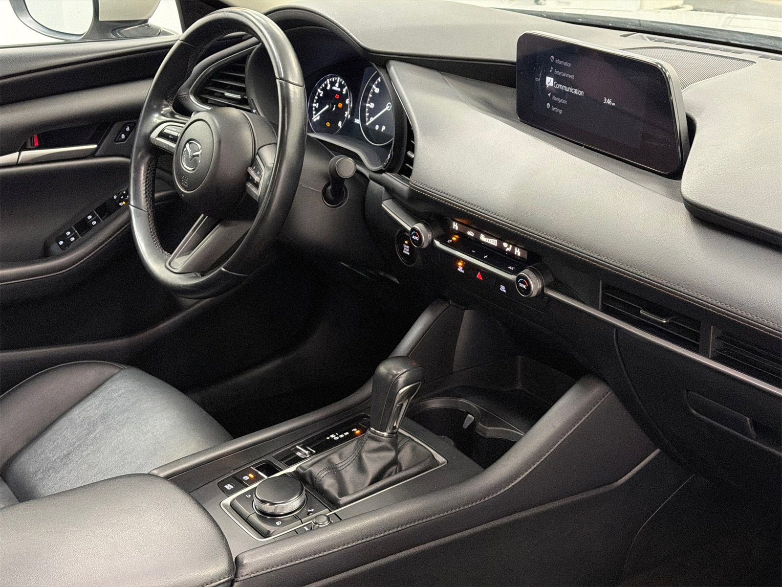 Used 2023 MAZDA MAZDA3 s image 8