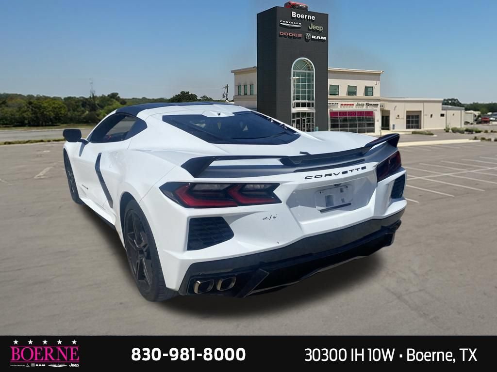 Used 2022 Chevrolet Corvette Stingray Preferred Cpe w/ Z51 Performance Package RWD image 11