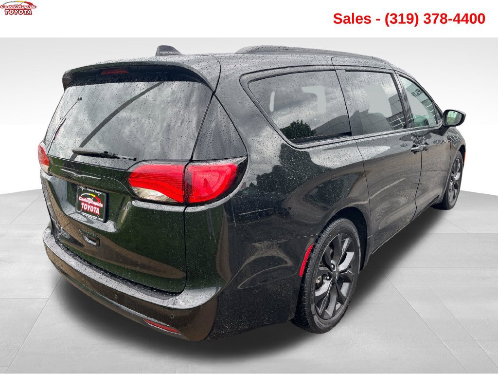 Used 2020 Chrysler Pacifica Touring-L w/ Advanced Safetytec Group FWD image 9