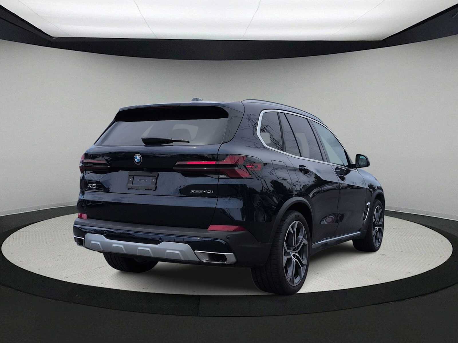 Used 2026 BMW X5 xDrive40i w/ Climate Comfort Package AWD/4WD image 8