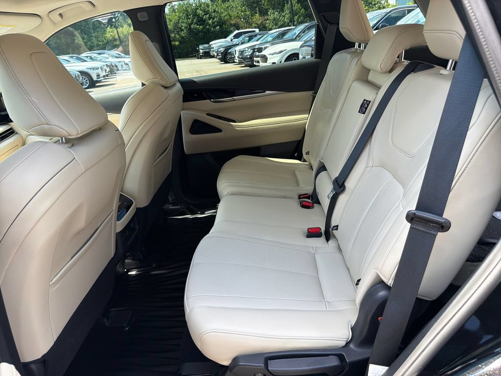 Used 2023 INFINITI QX60 Pure FWD image 20