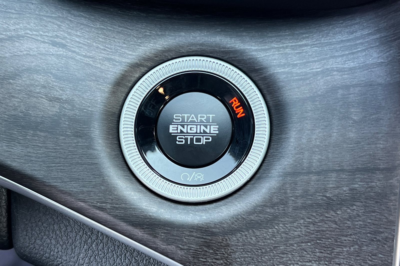 New 2025 Jeep Grand Cherokee Limited image 23