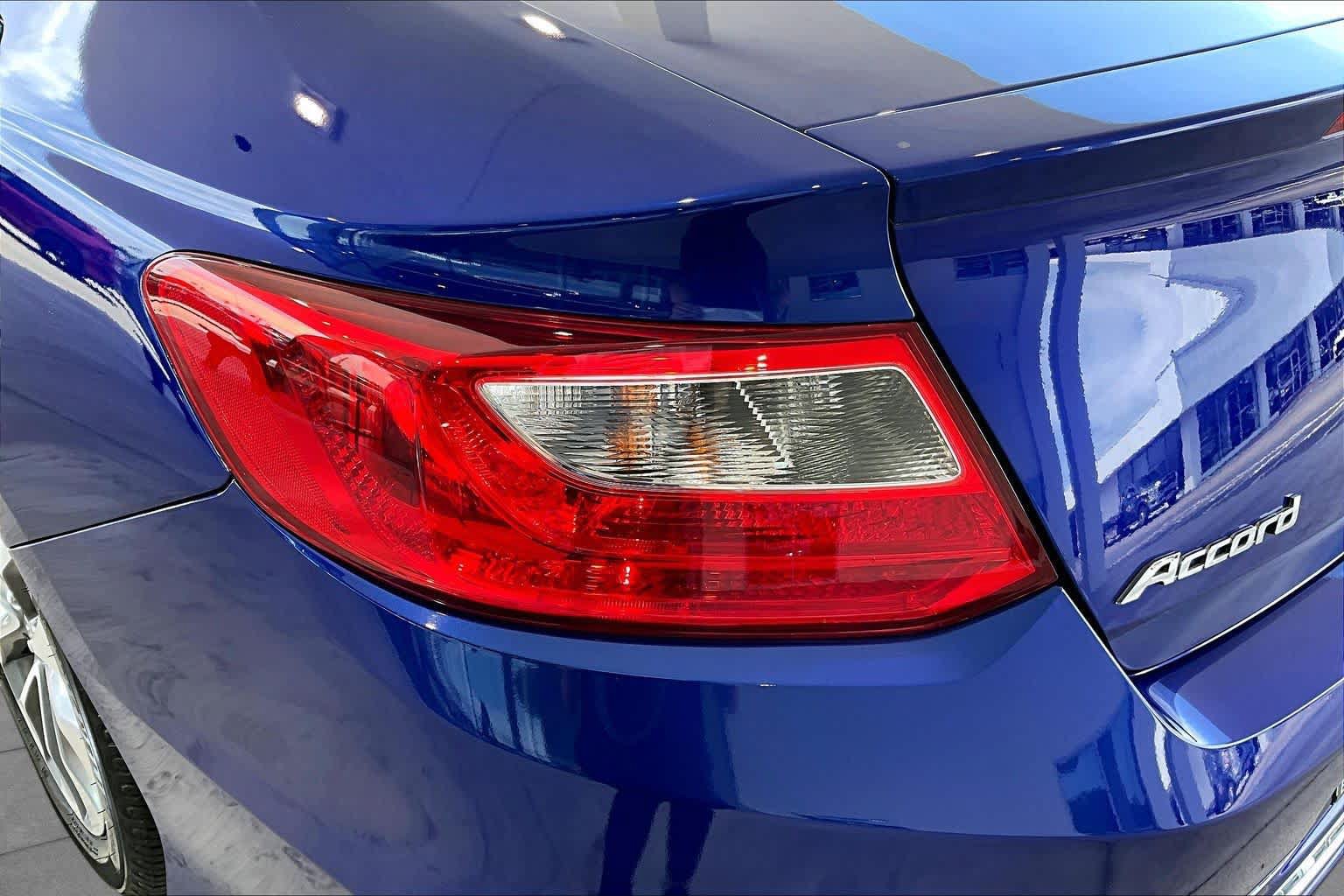 Used 2015 Honda Accord EX image 27