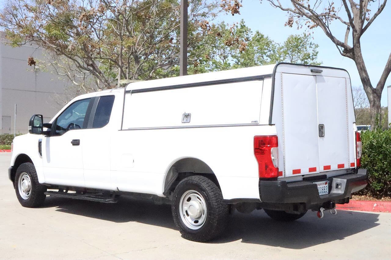 Used 2020 Ford F250 XL w/ Power Equipment Group image 4