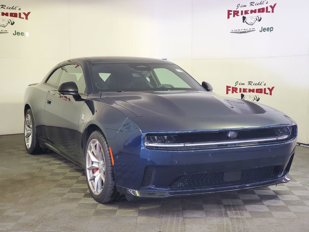 Used 2024 Dodge Charger Daytona Scat Pack w/ Plus Group AWD/4WD image 2