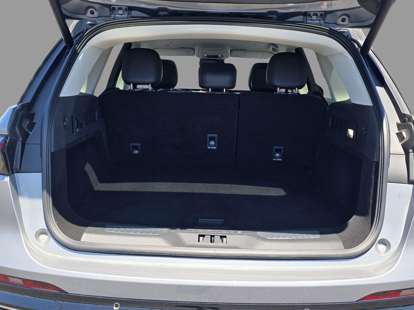 Used 2024 Lincoln Nautilus Premier AWD/4WD image 33