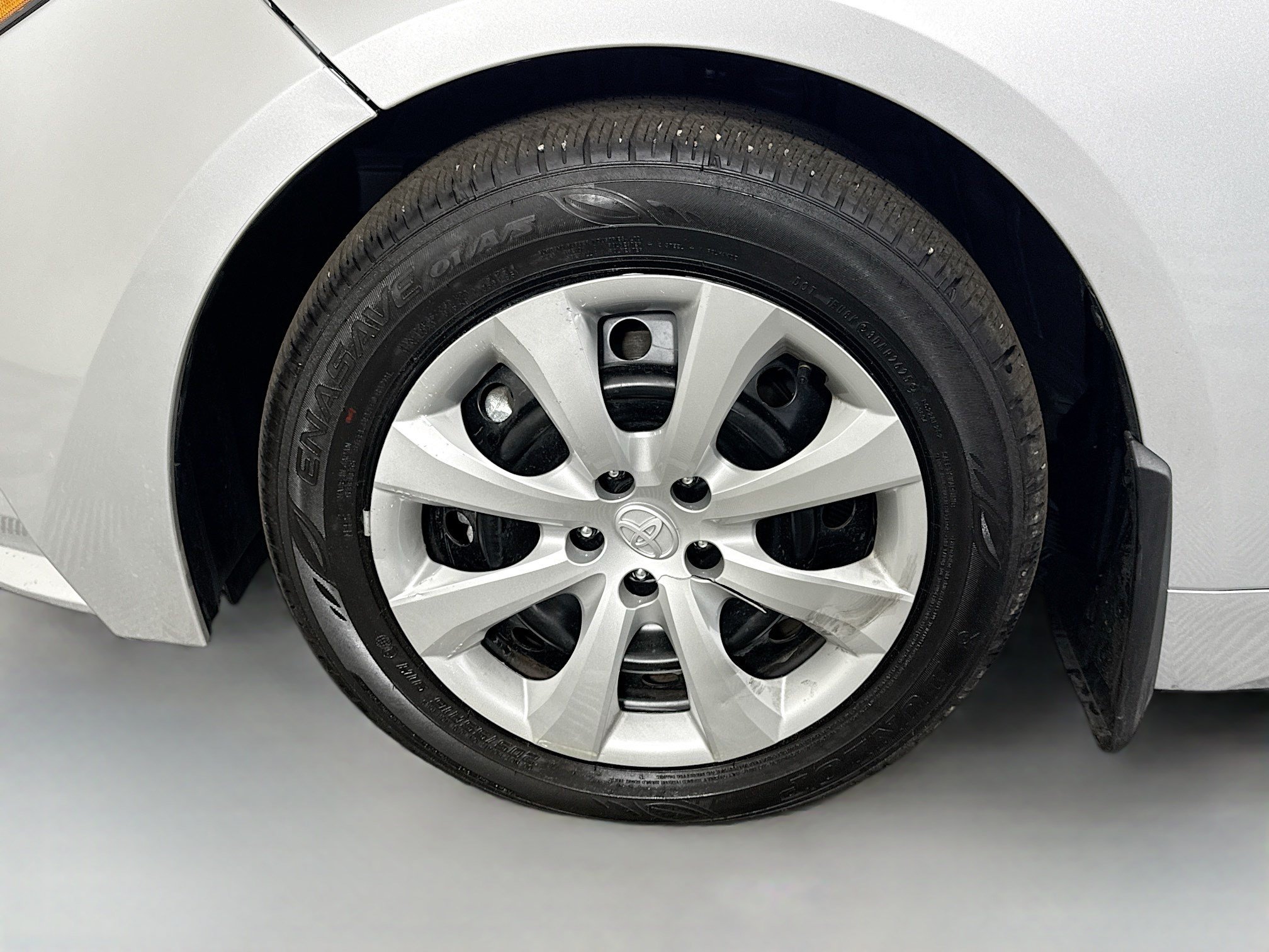 Used 2026 Toyota Corolla LE FWD image 37