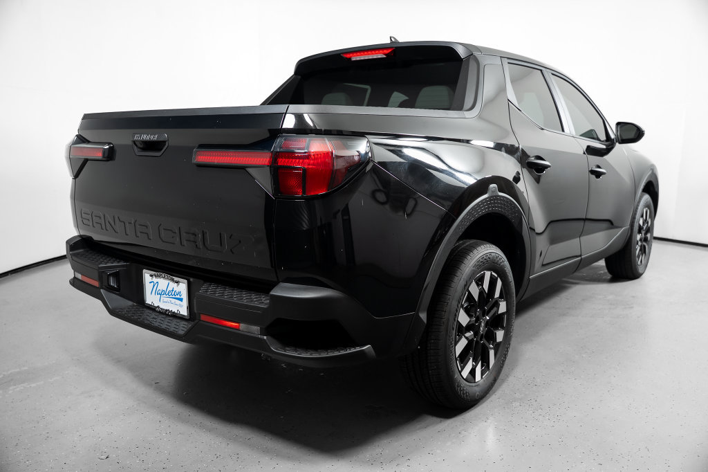 New 2027 Hyundai Santa Cruz SE FWD image 8