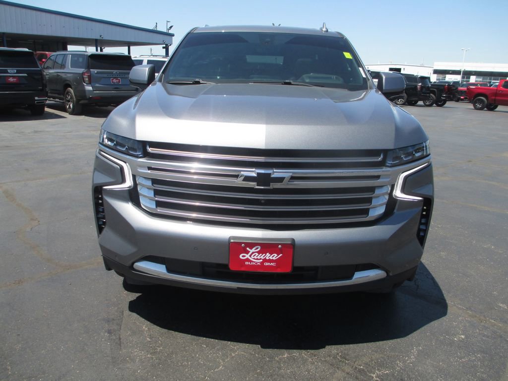 Used 2022 Chevrolet Suburban High Country AWD/4WD image 13