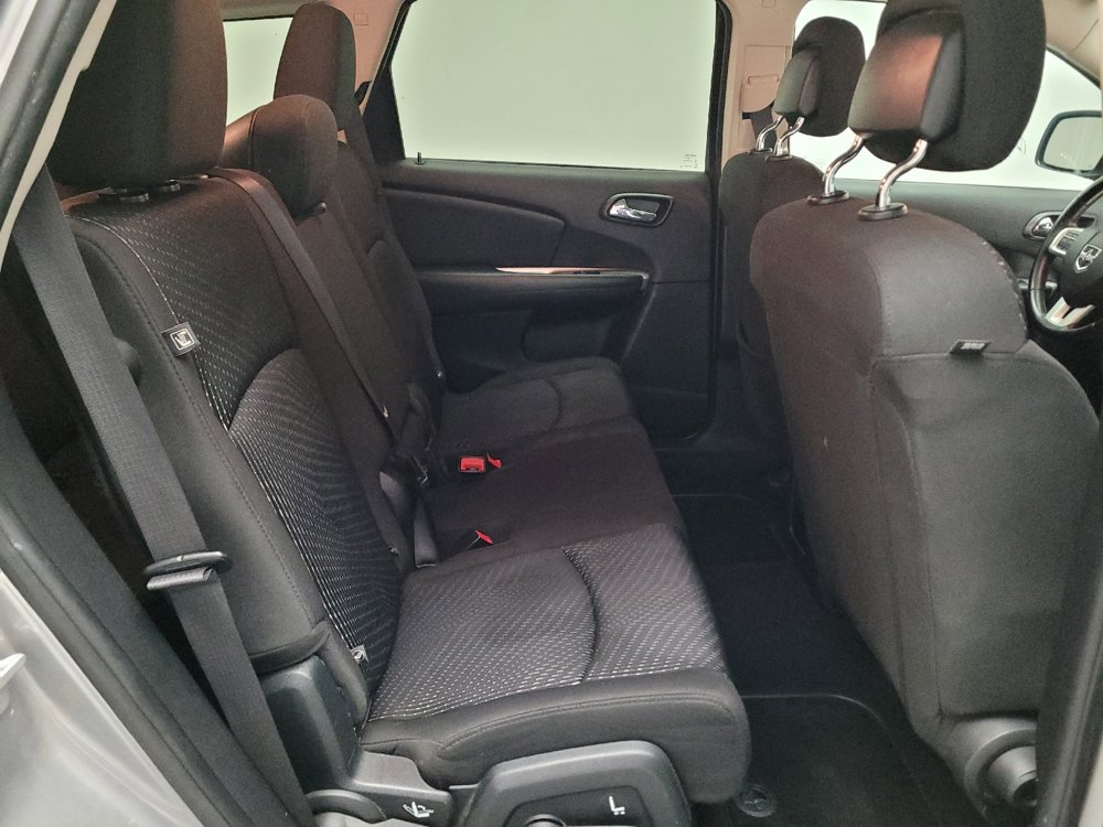 Used 2017 Dodge Journey SE w/ Flexible Seating Group FWD image 19