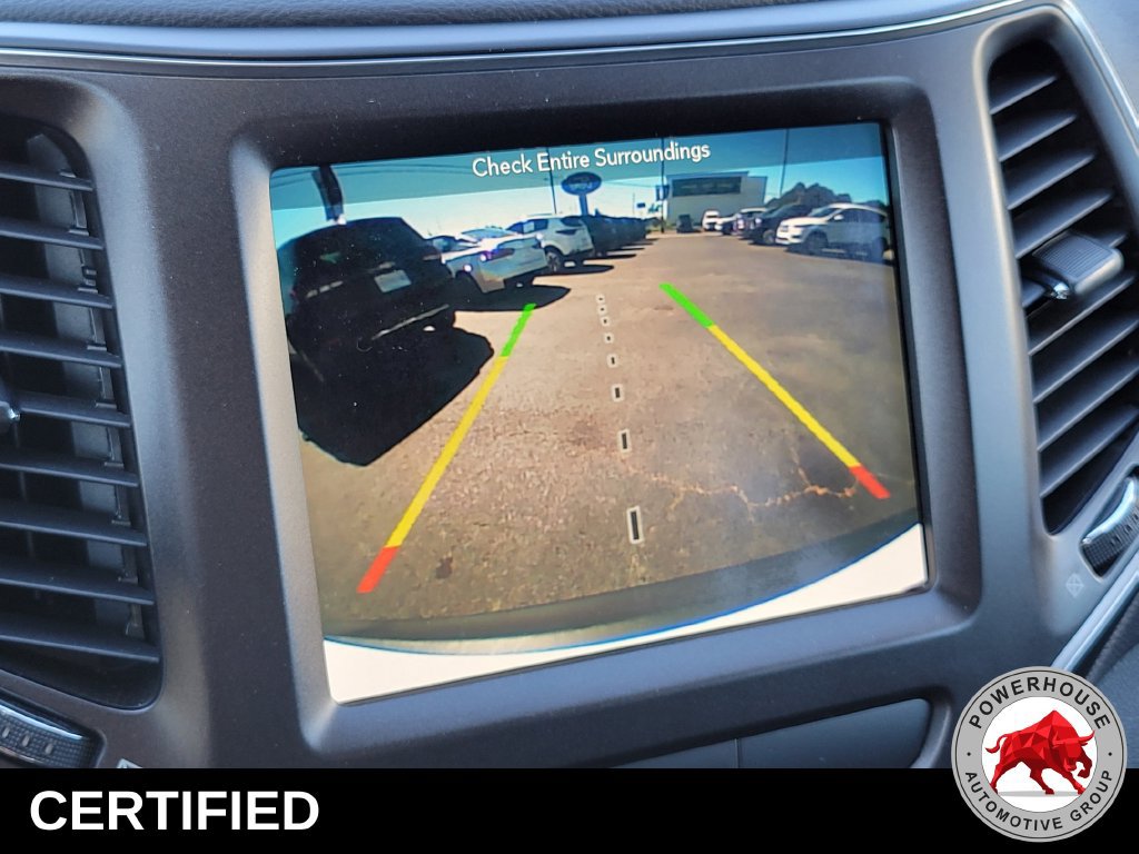 Used 2019 Jeep Cherokee Trailhawk w/ Comfort/Convenience Group AWD/4WD image 26