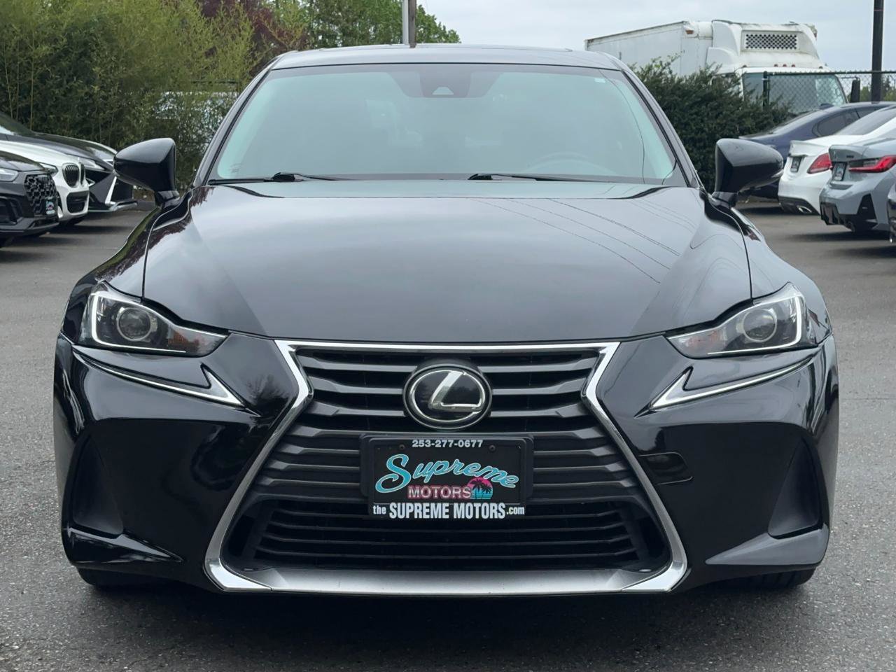 Used 2017 Lexus IS 200t RWD image 27