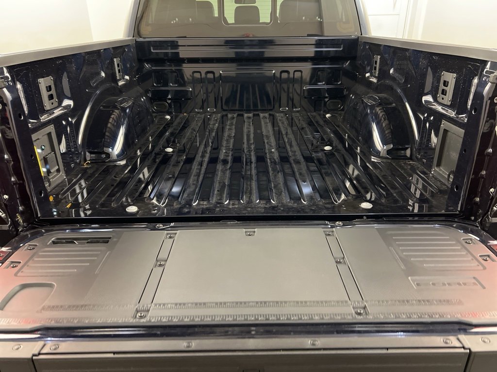 New 2025 Ford F150 Lightning Lariat image 36