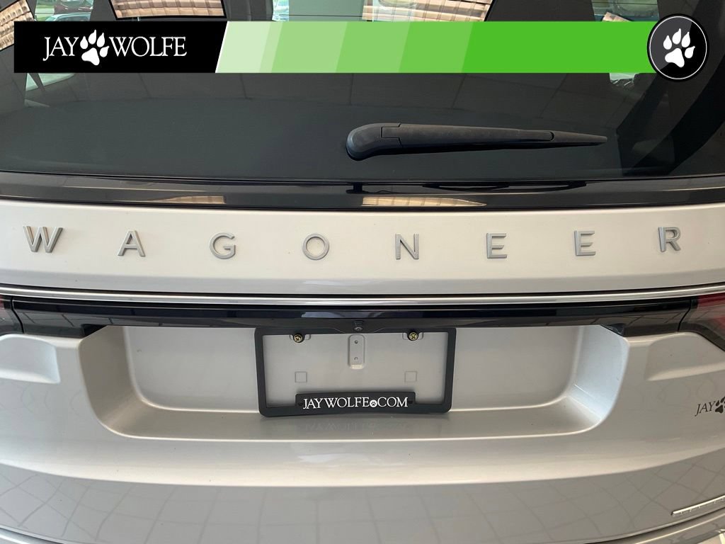 Used 2024 Jeep Wagoneer Series II AWD/4WD image 26
