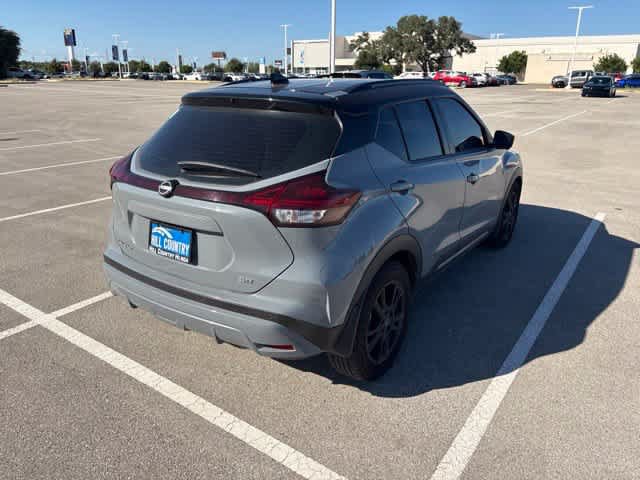 Used 2023 Nissan Kicks SR w/ SR Premium Package FWD image 5