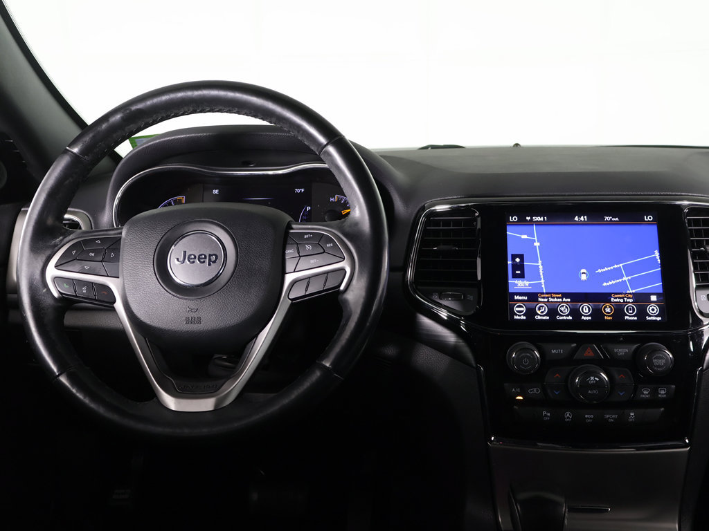 Used 2020 Jeep Grand Cherokee Altitude AWD/4WD image 32