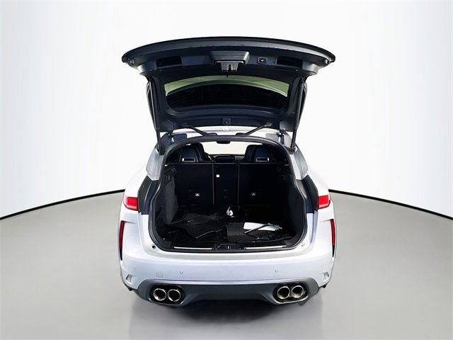 Used 2019 Jaguar F-PACE SVR image 28