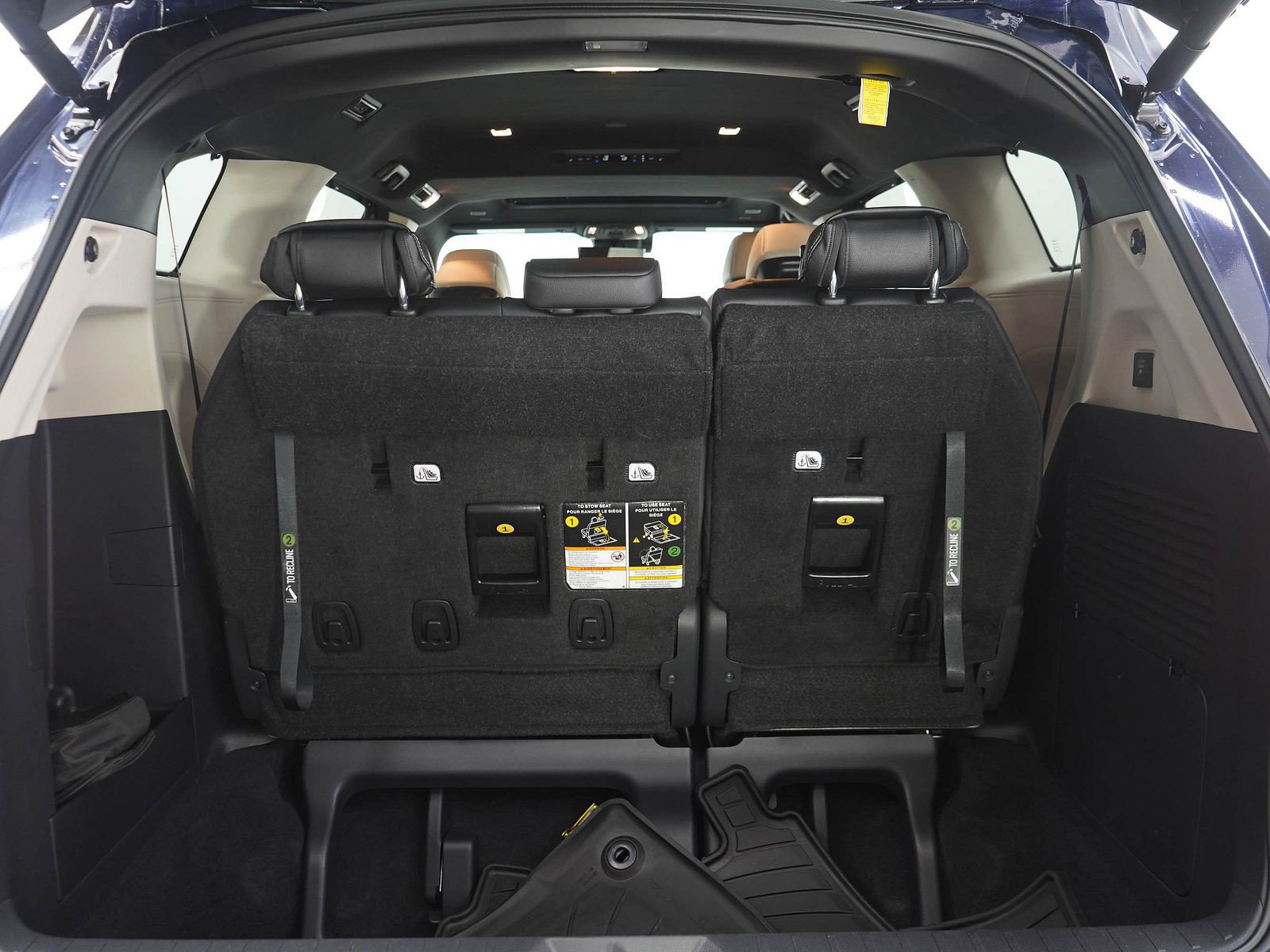 Used 2026 Toyota Sienna Platinum AWD/4WD image 9