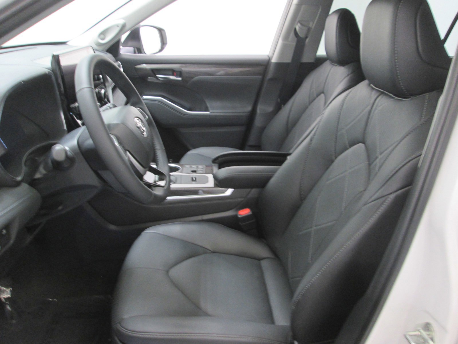 Used 2023 Toyota Highlander Platinum AWD/4WD image 8