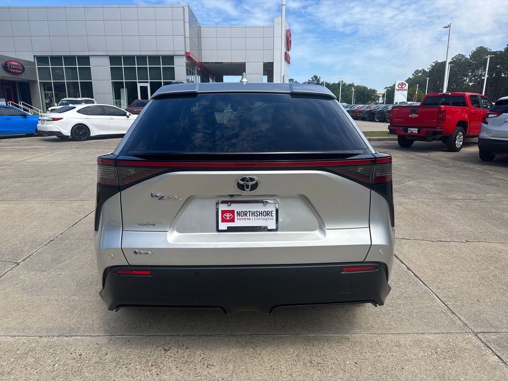 Used 2024 Toyota bZ4X XLE image 5