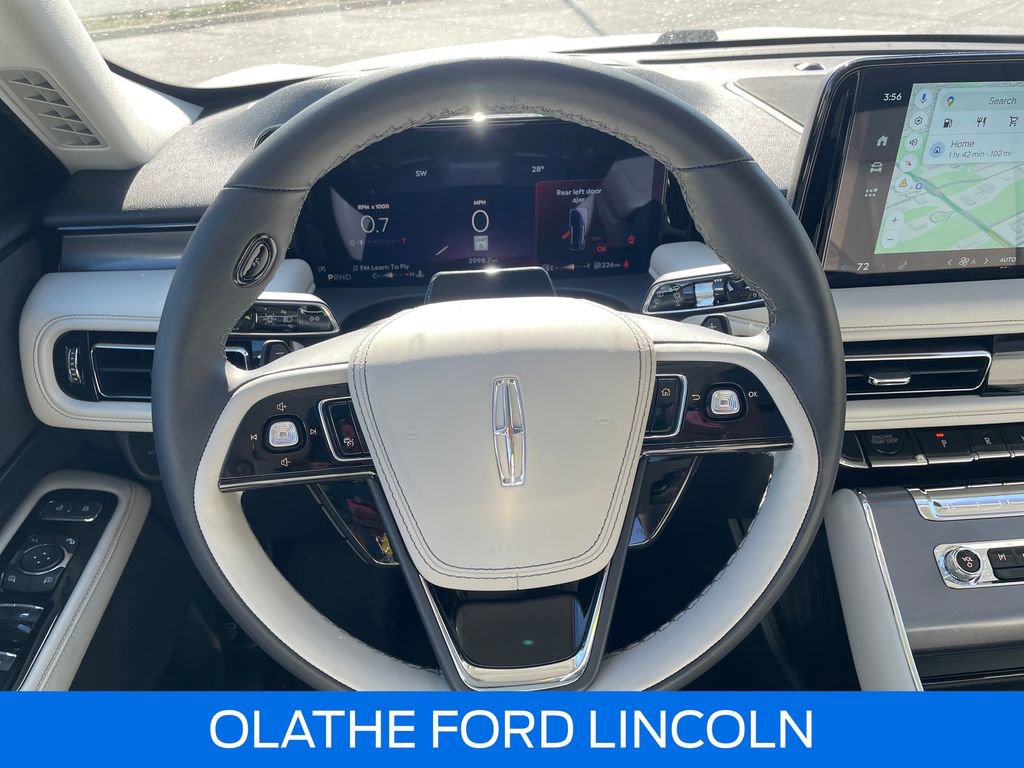 Used 2025 Lincoln Aviator Premiere w/ Jet Appearance Package image 27