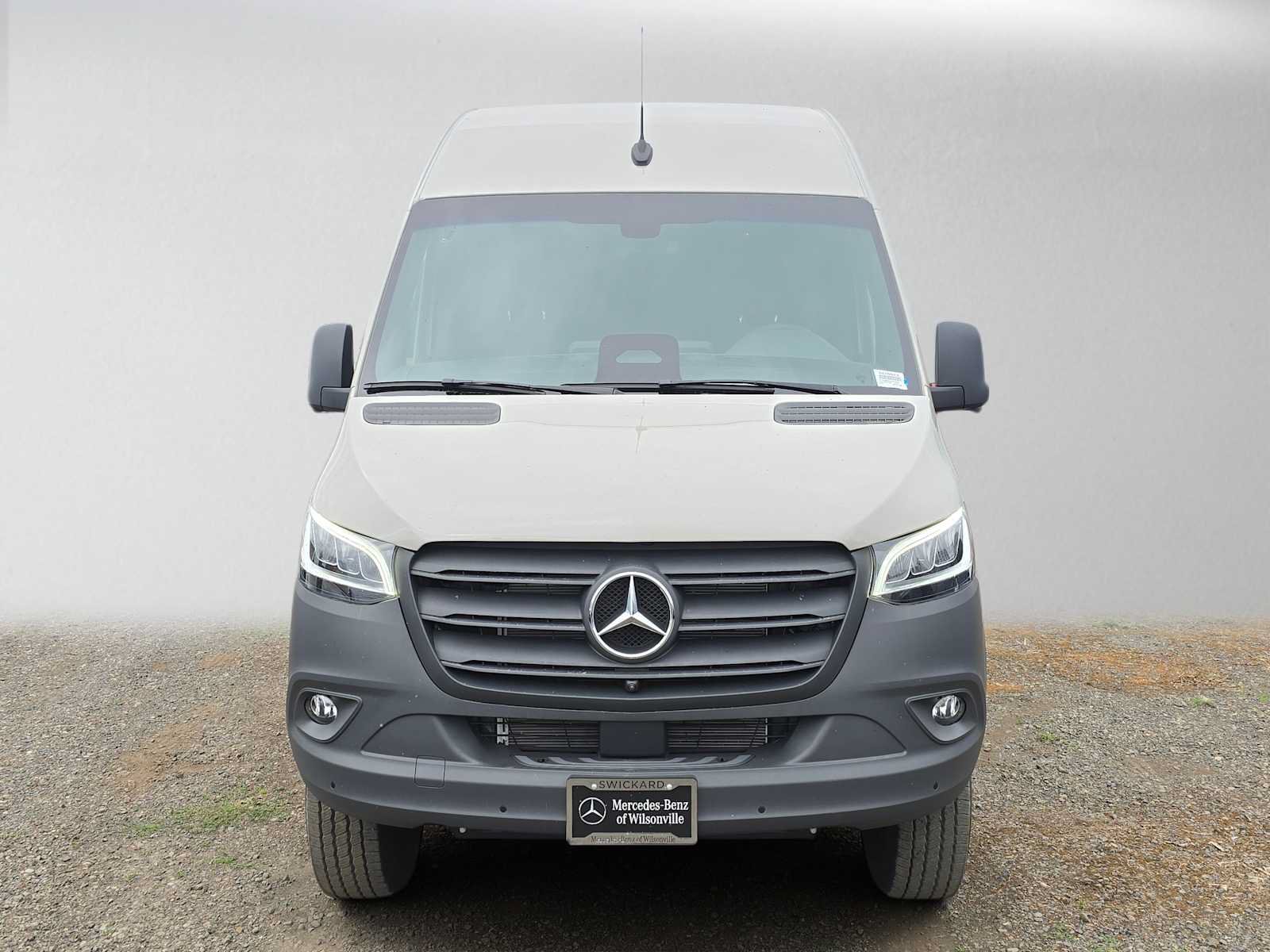 Used 2026 Mercedes-Benz Sprinter 2500 image 8