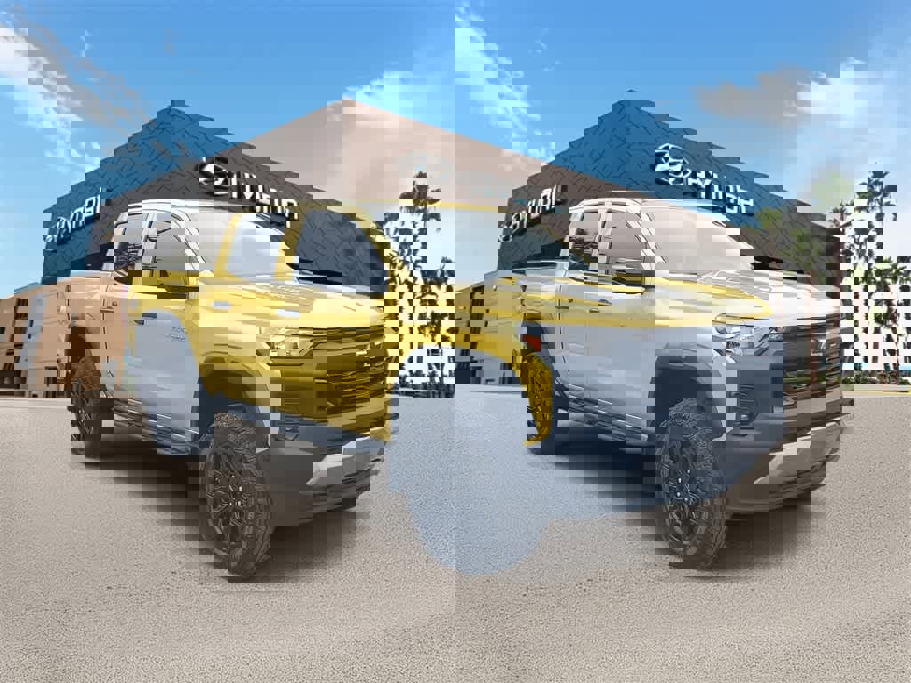 Used 2023 Chevrolet Colorado Trail Boss w/ Technology Package image 4