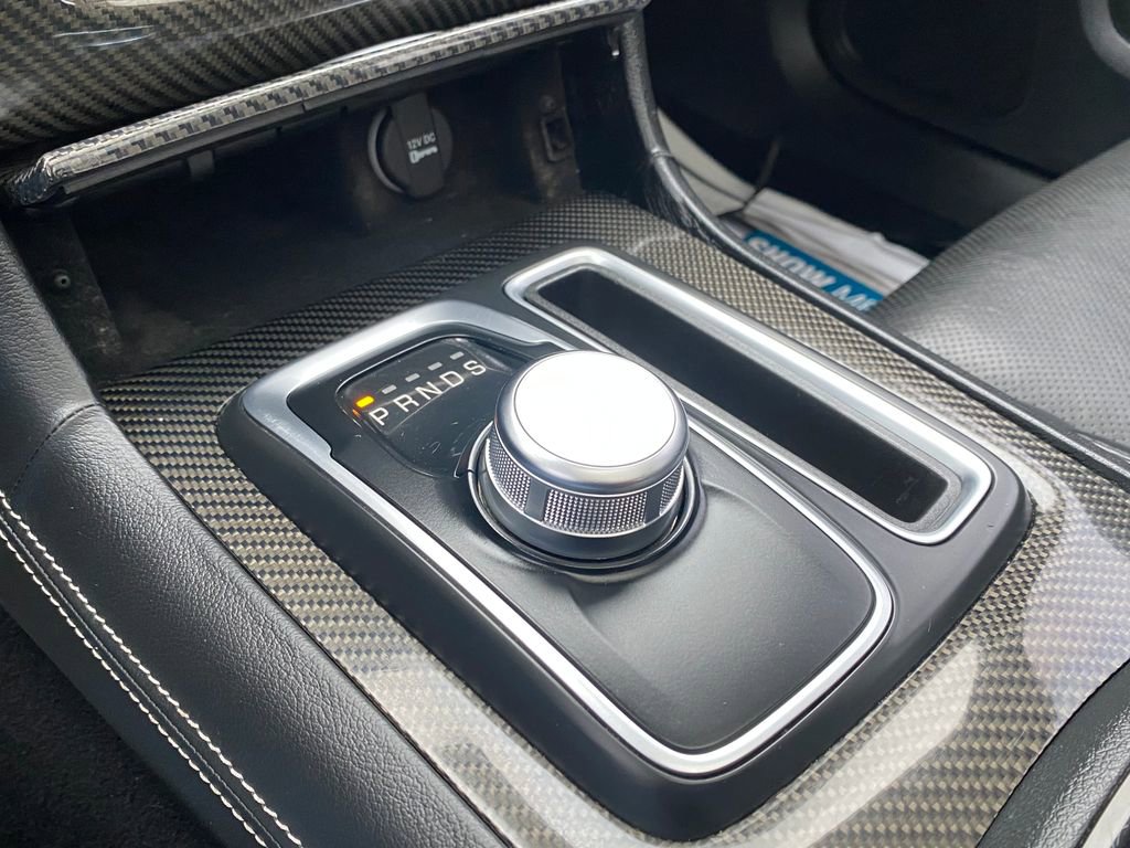 Used 2023 Chrysler 300 C image 32