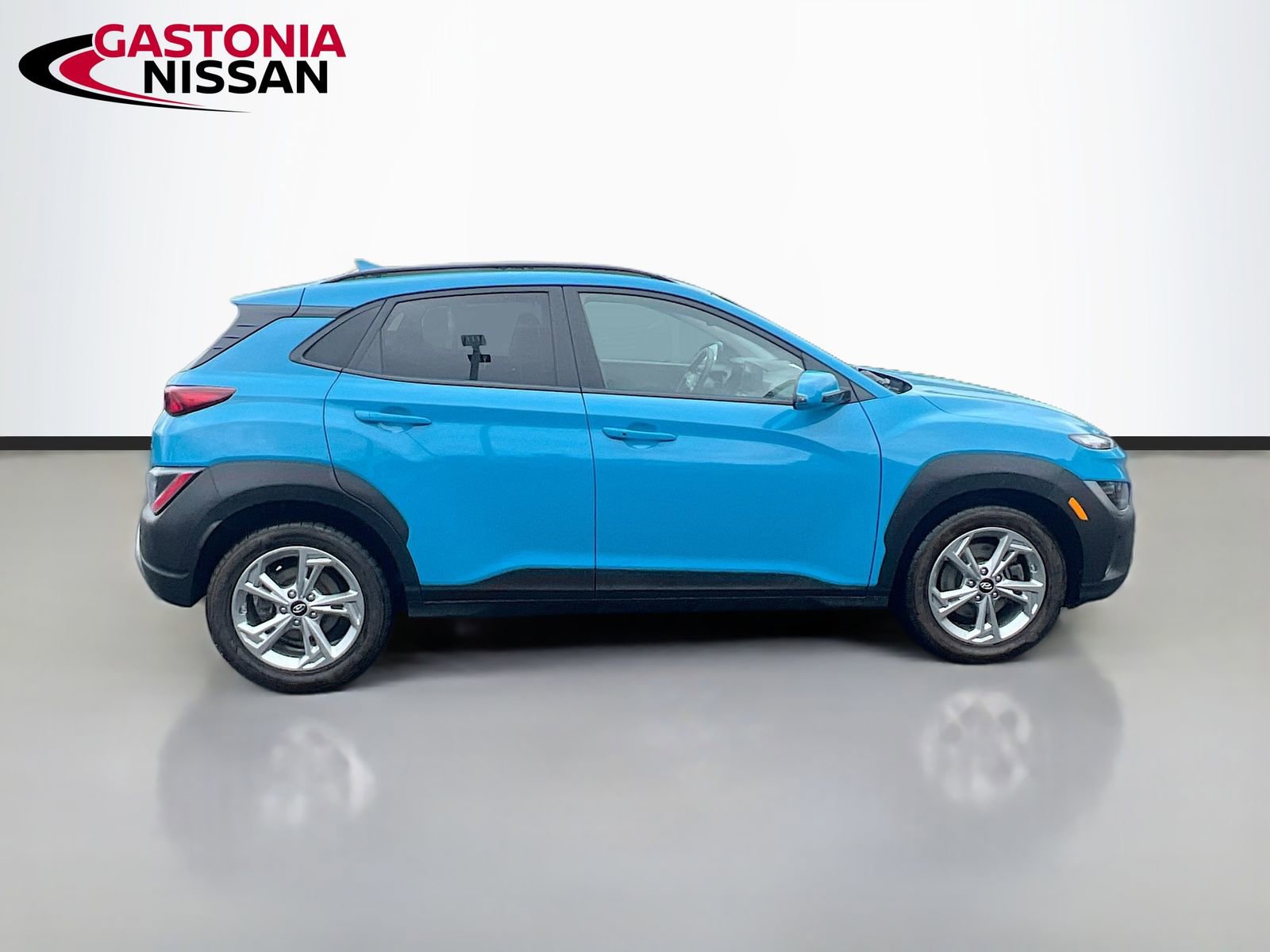 Used 2023 Hyundai Kona SEL image 10