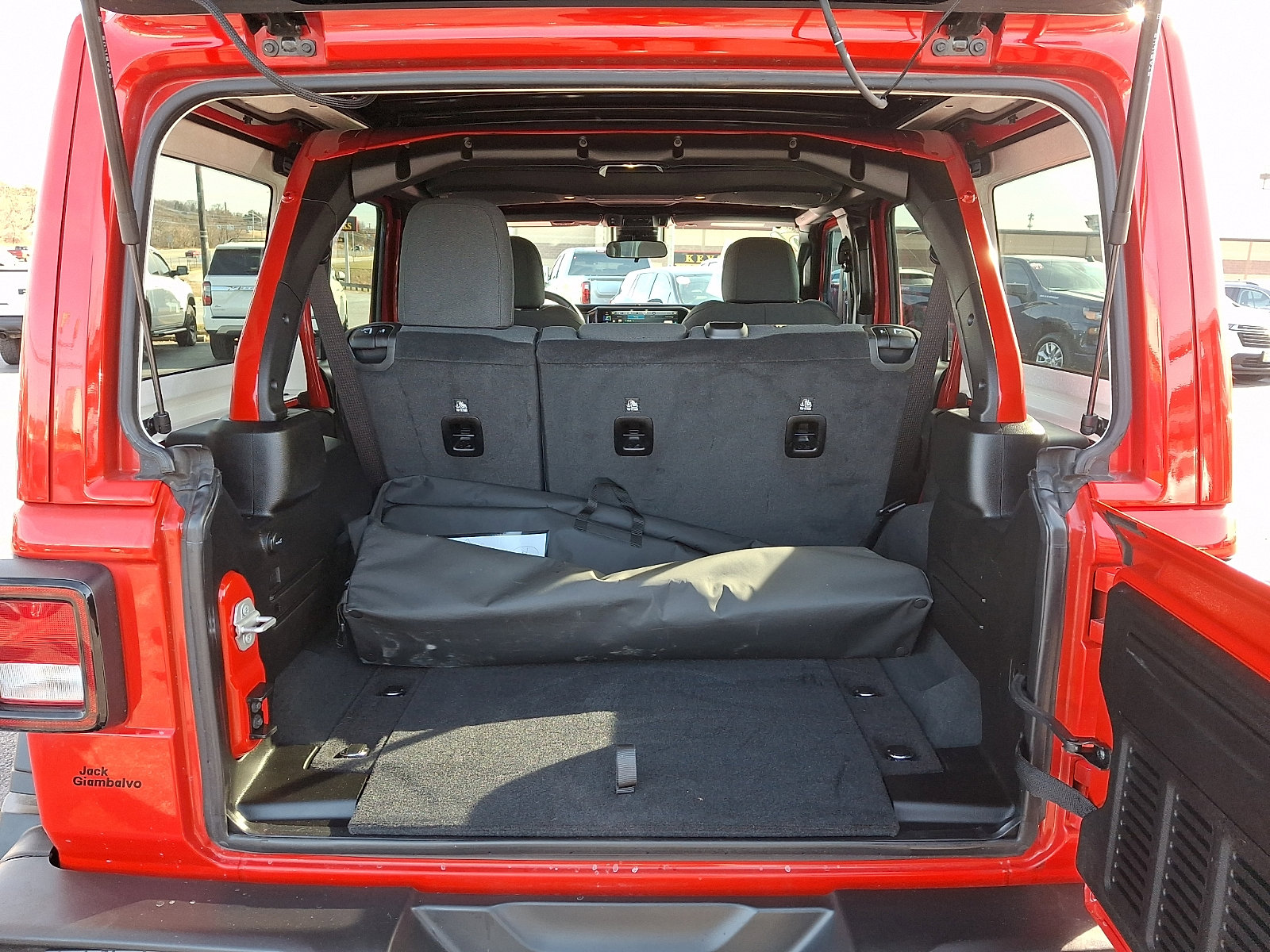 Used 2024 Jeep Wrangler Unlimited Sport image 33