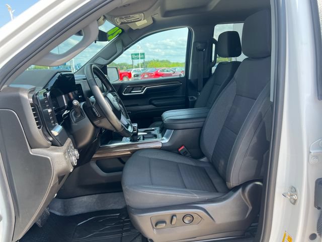 Certified 2024 Chevrolet Silverado 1500 RST AWD/4WD image 10