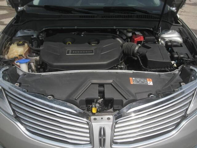 Used 2015 Lincoln MKZ AWD w/ Equipment Group 102A Reserve image 33