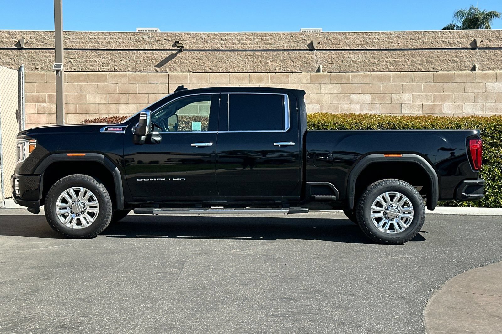 Used 2021 GMC Sierra 2500 Denali w/ Denali Ultimate Package AWD/4WD image 7