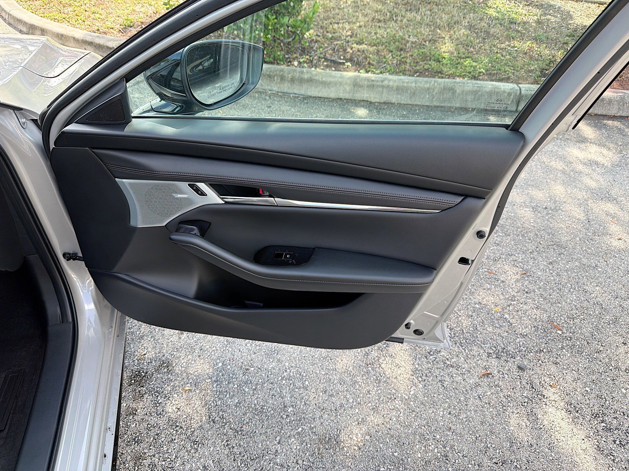 New 2026 MAZDA MAZDA3 Hatchback w/Premium Plus Pkg image 43