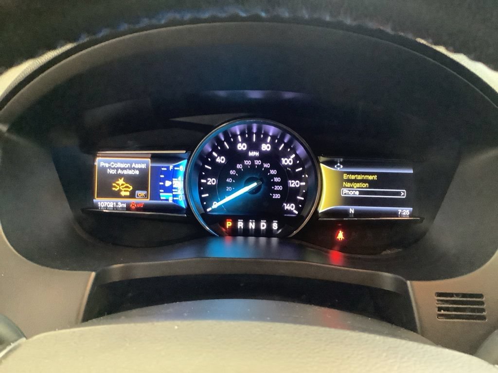 Used 2018 Ford Explorer Limited w/ Equipment Group 301A AWD/4WD image 16