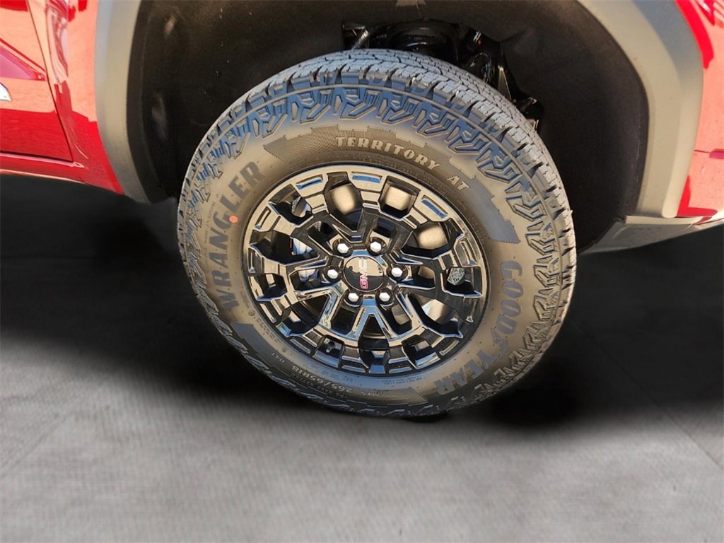 New 2026 GMC Canyon Elevation w/ Technology Package image 9