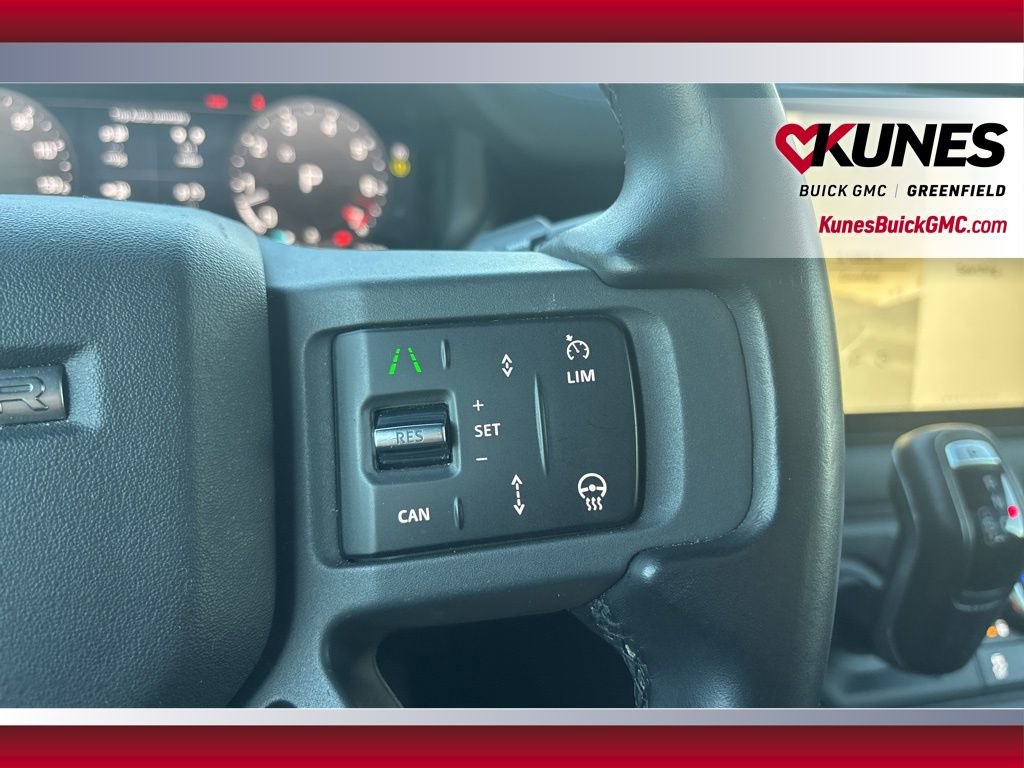 Used 2024 Land Rover Defender 130 X-Dynamic SE image 26