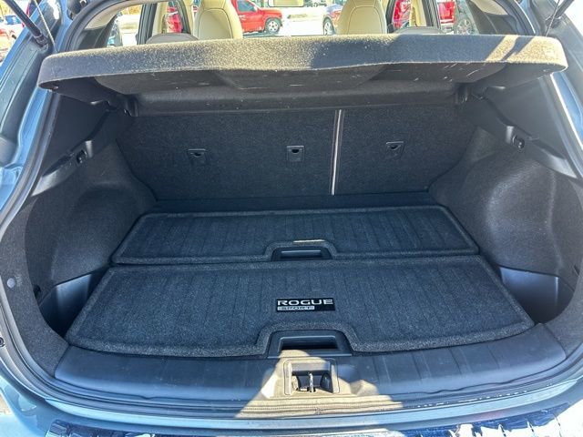 Used 2017 Nissan Rogue Sport SL w/ SL Premium Package image 18