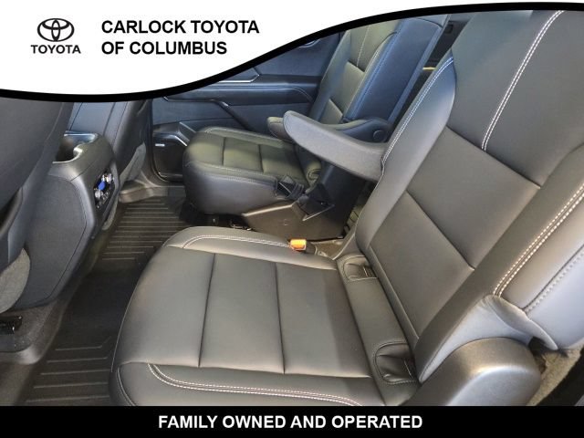 Used 2026 GMC Acadia Elevation w/ Black Edition AWD/4WD image 14