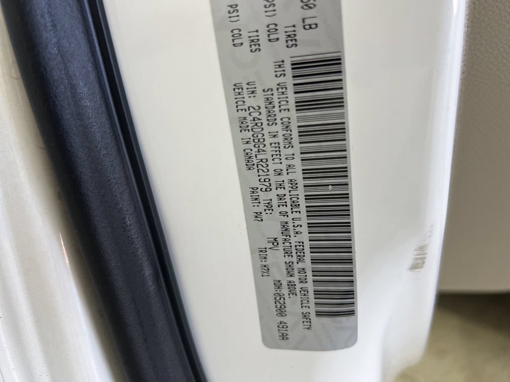 Used 2020 Dodge Grand Caravan SE w/ UConnect Hands-Free Group FWD image 28