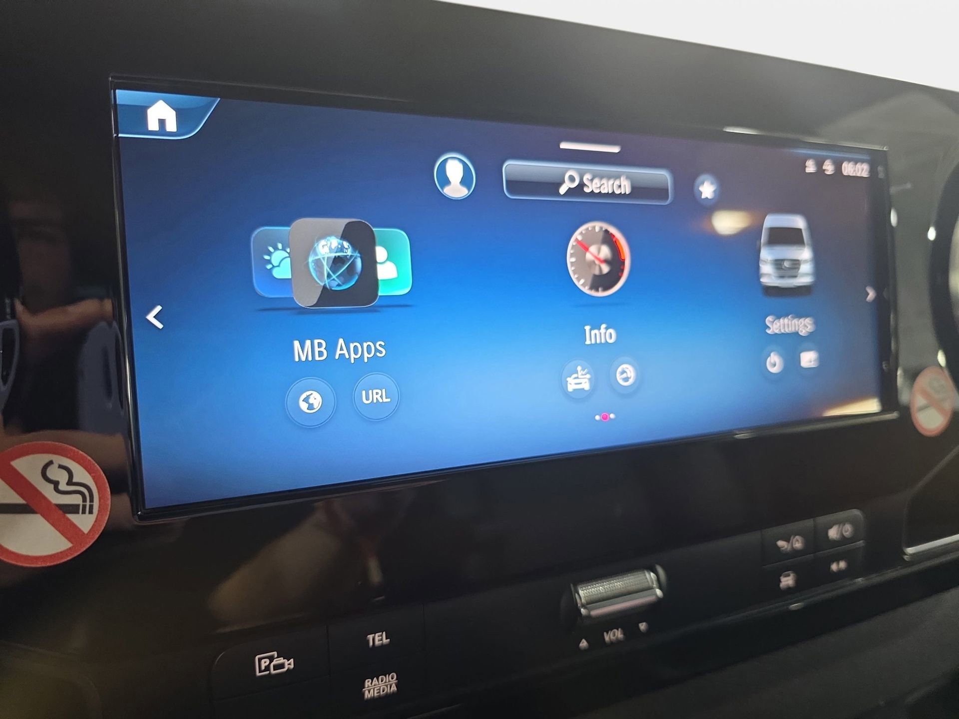 Used 2025 Mercedes-Benz Sprinter 2500 image 19