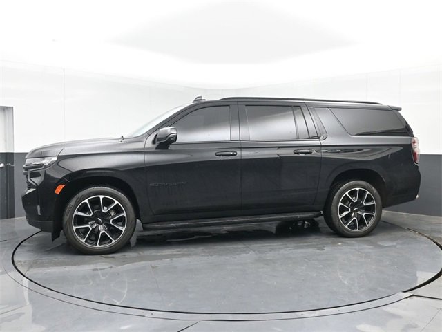 Used 2022 Chevrolet Suburban RST w/ Sport Performance Package image 5