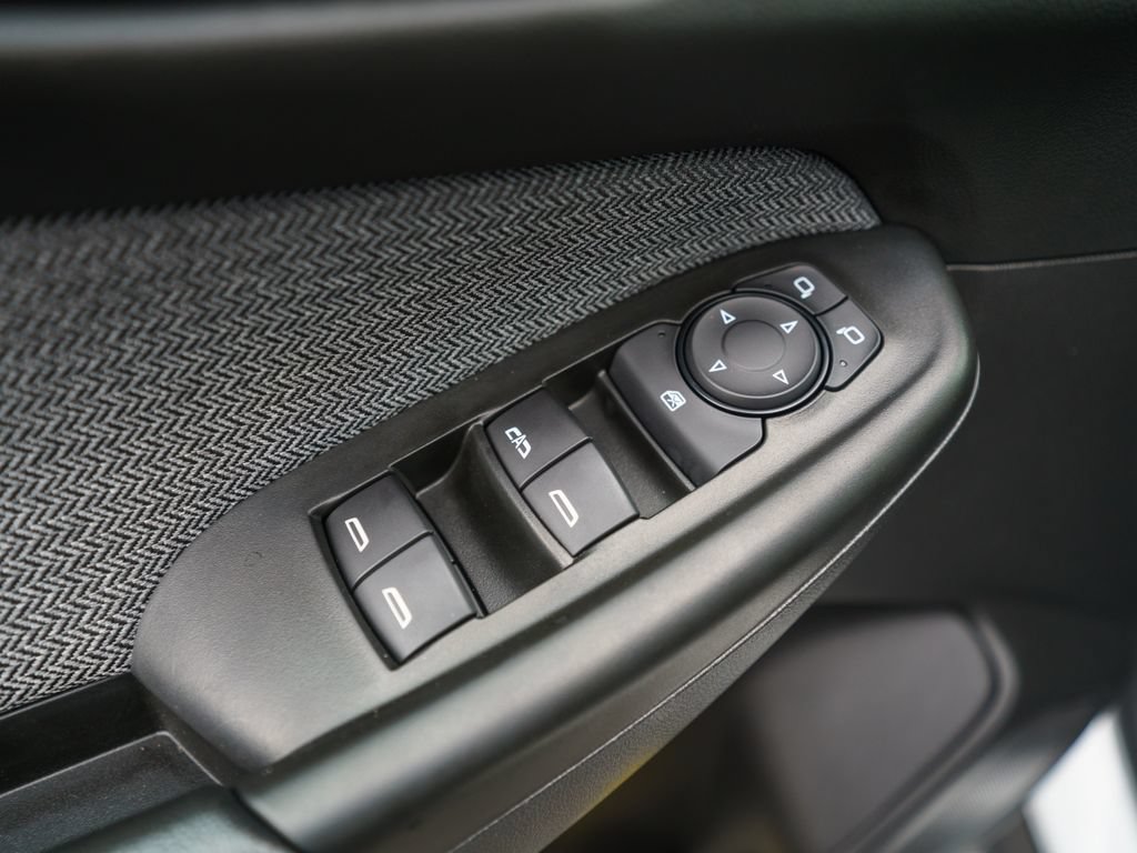 Used 2024 Chevrolet TrailBlazer LT w/ LT Cold Weather Package AWD/4WD image 23